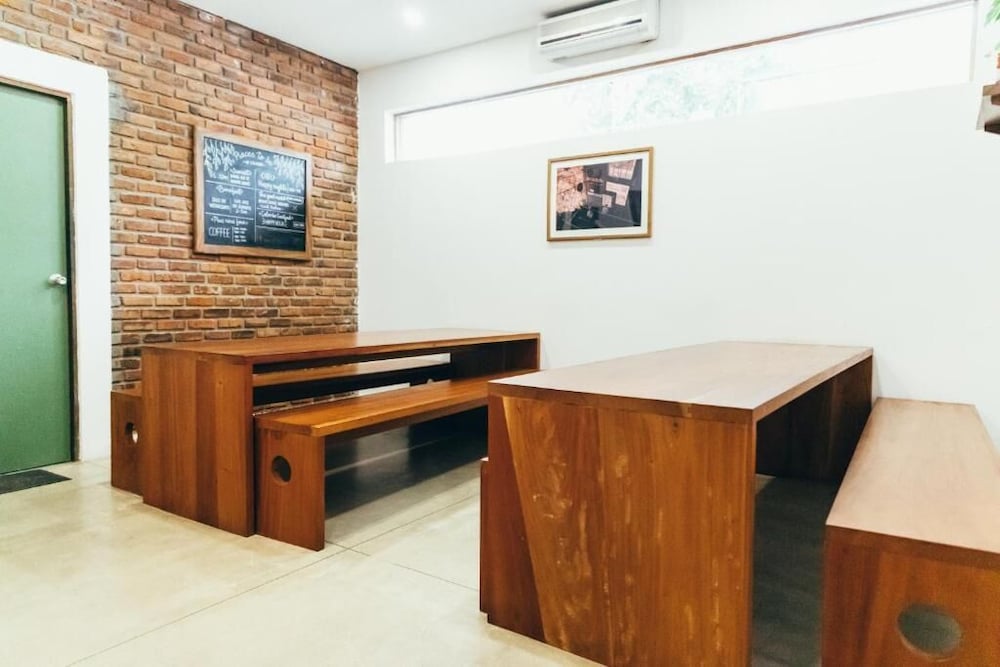 Фото Moss Colombo