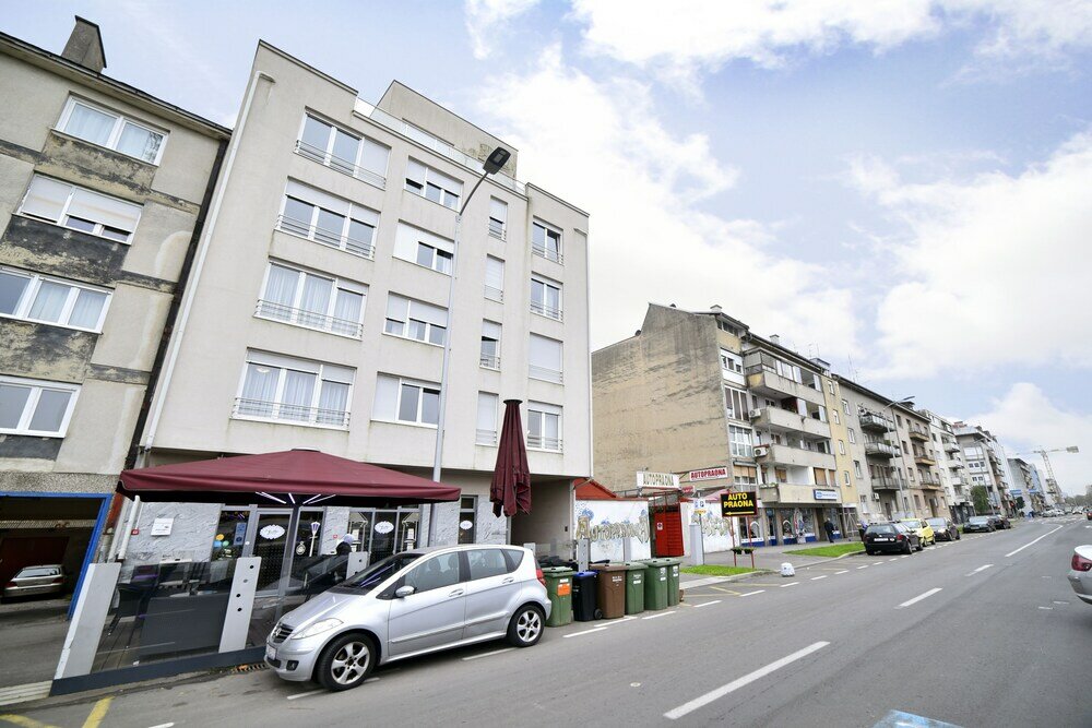 Фото отеля 3