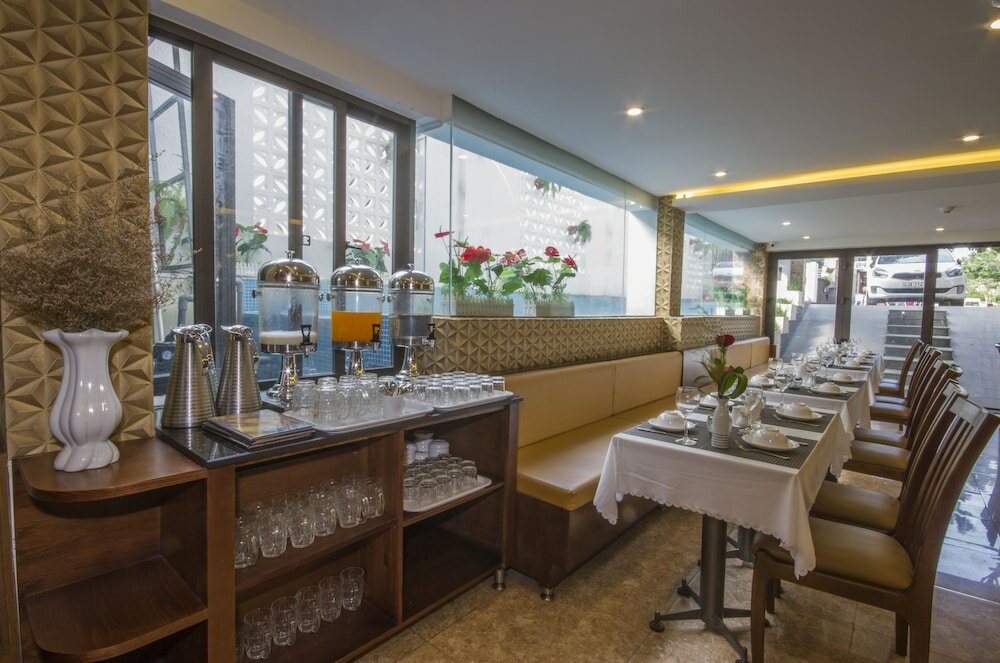 Фото Sapphire Hotel