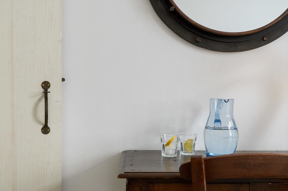 Фото Irene Kimolos Villas