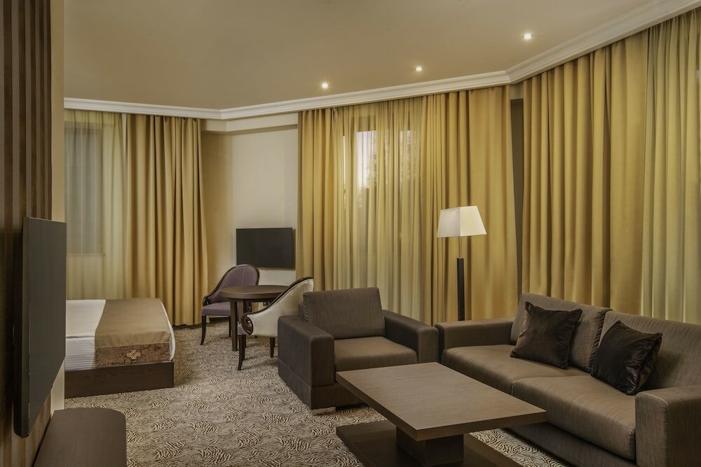 Фото National by Stellar Hotels