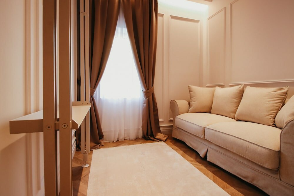 Фото The Crown Boutique Hotel & SPA