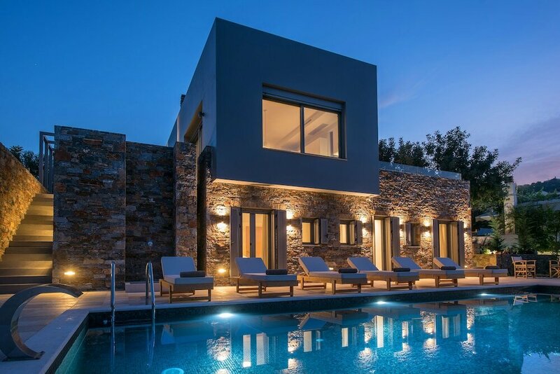 Гостиница Hermione 3-bedroom Villa in Agios Nikolaos