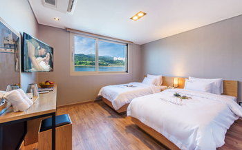 Фото Yeosu Sea Star Pension