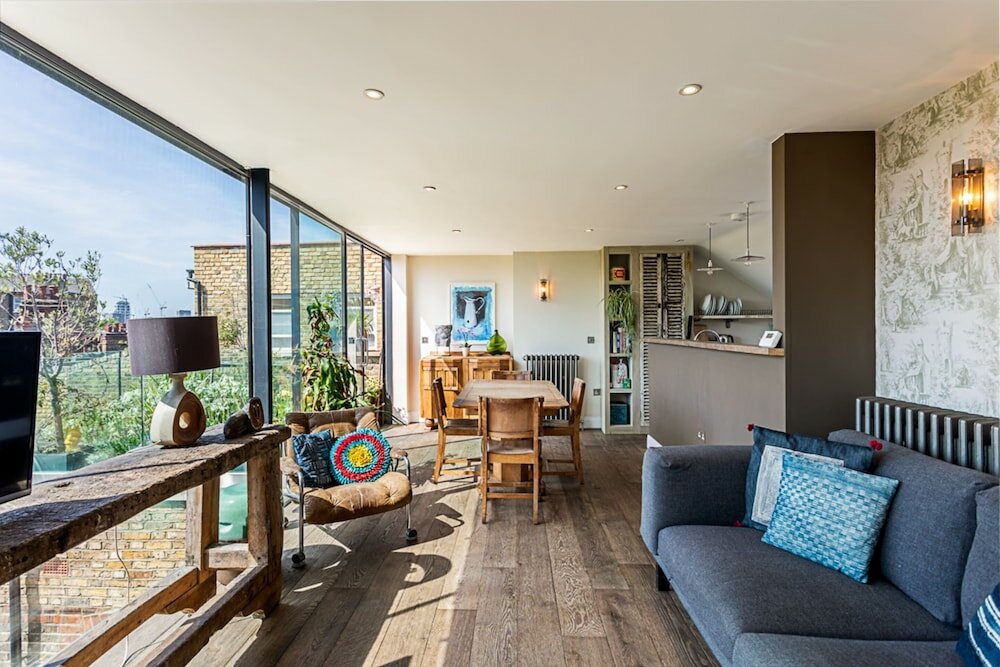 Фото Stunning Penthouse Apartment Near Battersea Park