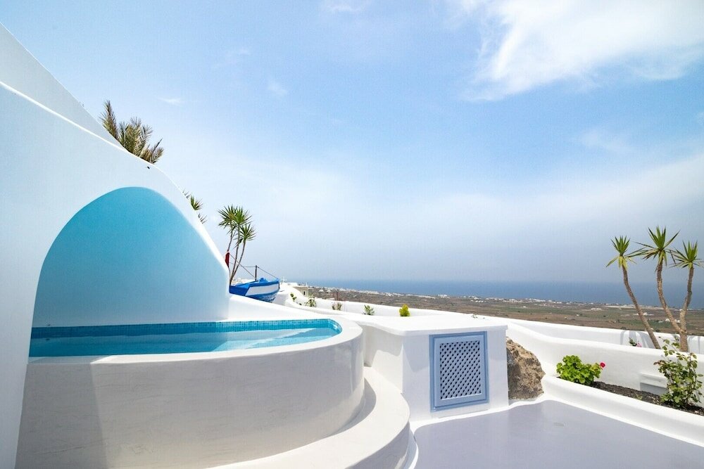Фото Sun Angelos Oia - Luxury Cave Suites