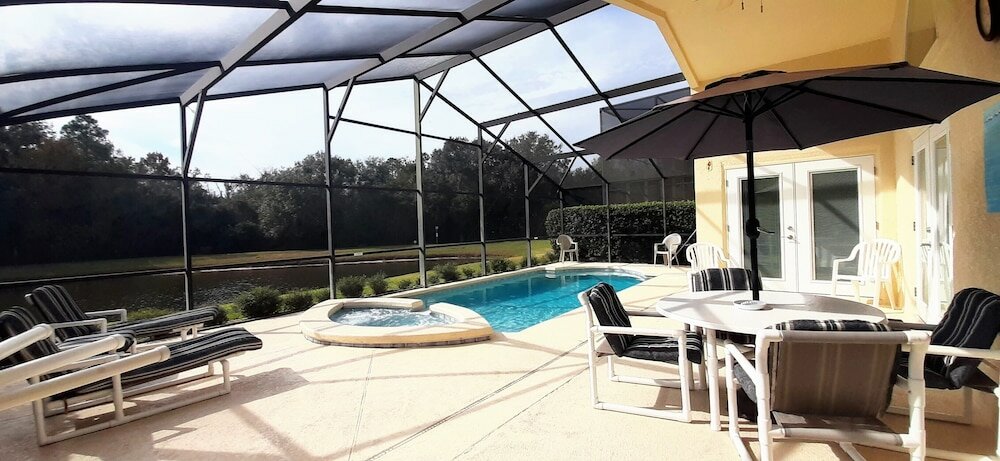 Фото 4630 4 Bedroom Private Pool Home, Cumbrian Lakes