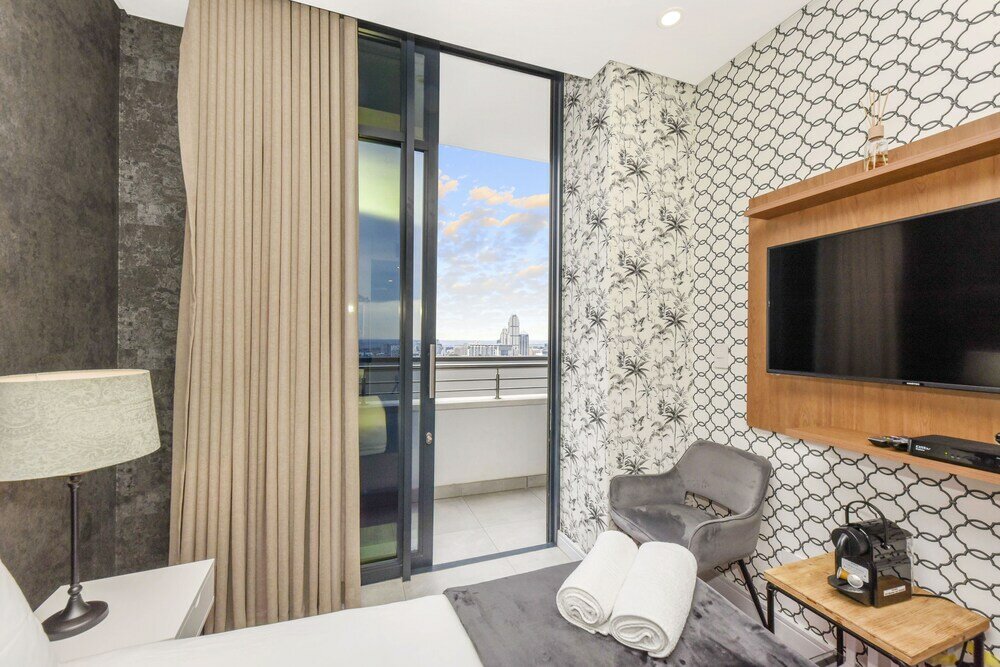 Фото Illovo Central Apartments