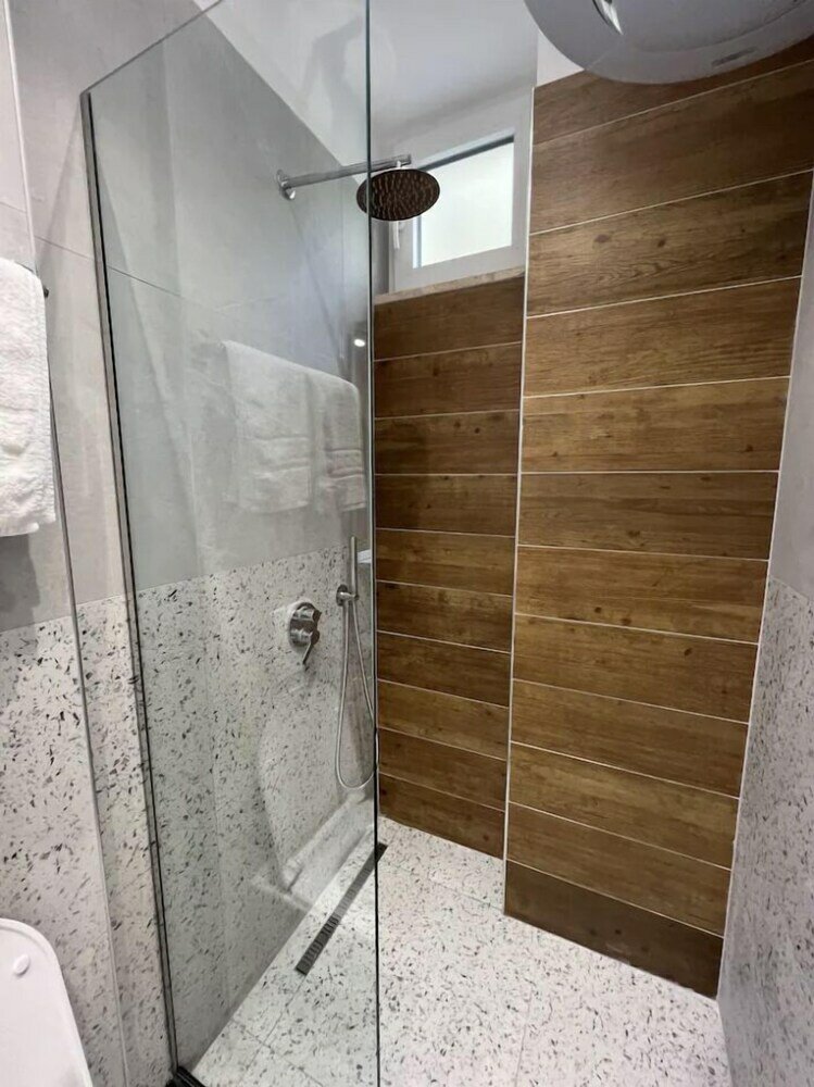 Фото Cozy Modern Apartment