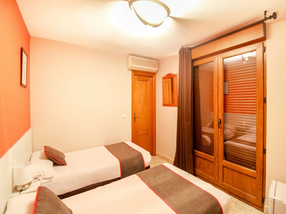 Фото Hospedaje Bar El Gato del Acueducto