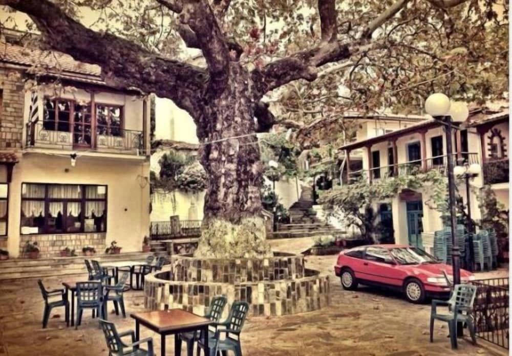 Фото Happy Days Hotel Christina