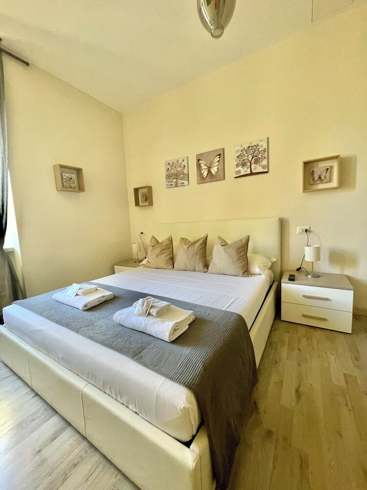 Фото San Pietro Rooms 84