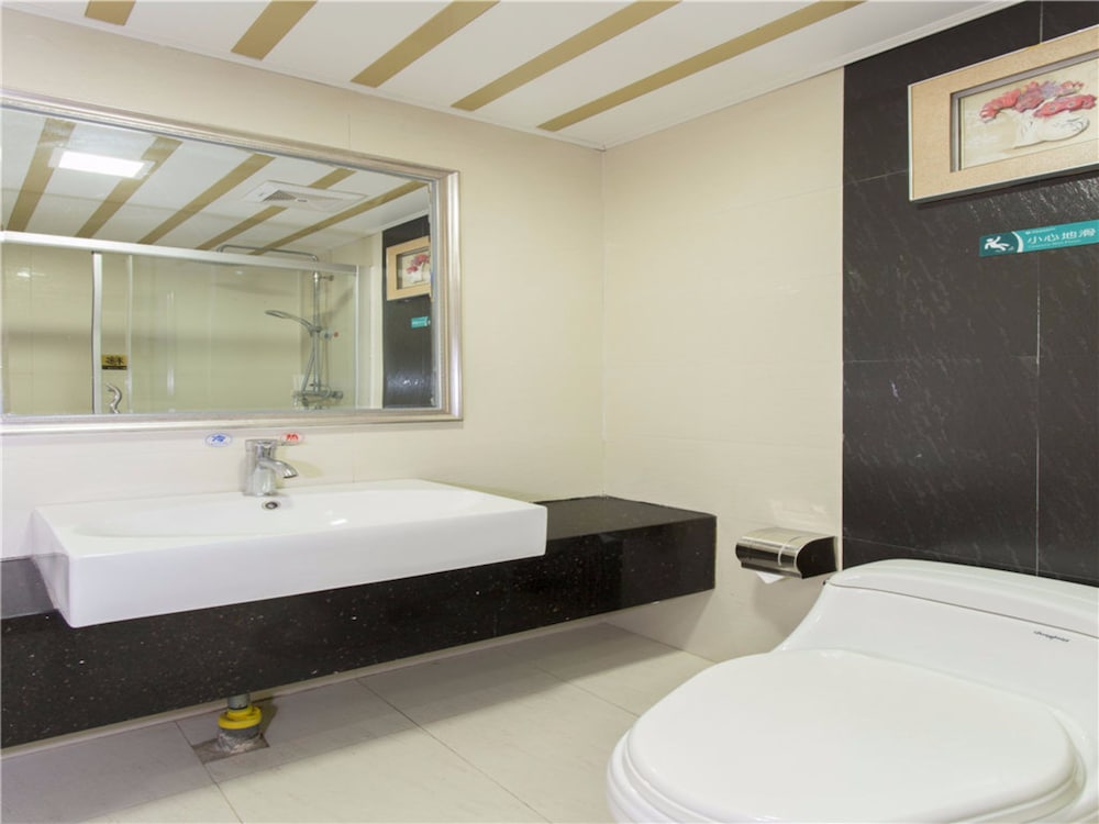 Фото Kaiserdom Hotel