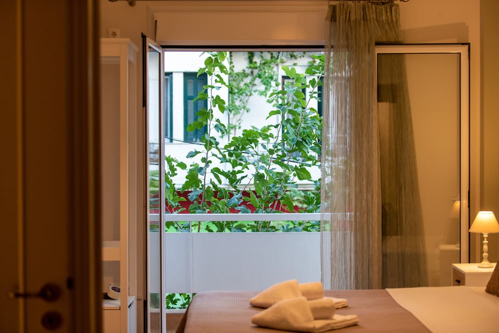 Фото Blue Ark Acropolis Spirit