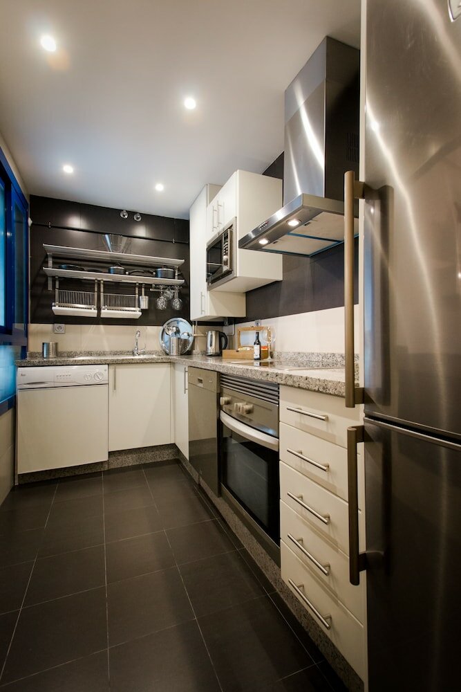 Фото Holidays2Malaga Train Station Area Apartments