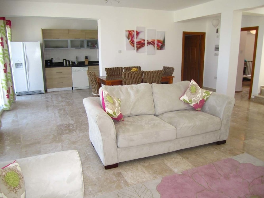 Фото Villa Palm View by Amy Villas