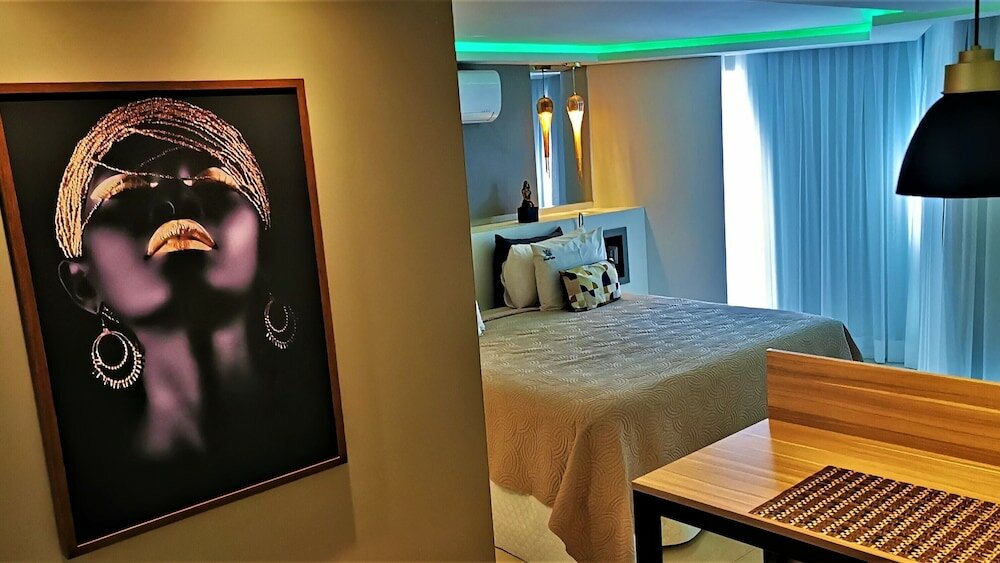 Фото Seaflats Iate Plaza Hotel