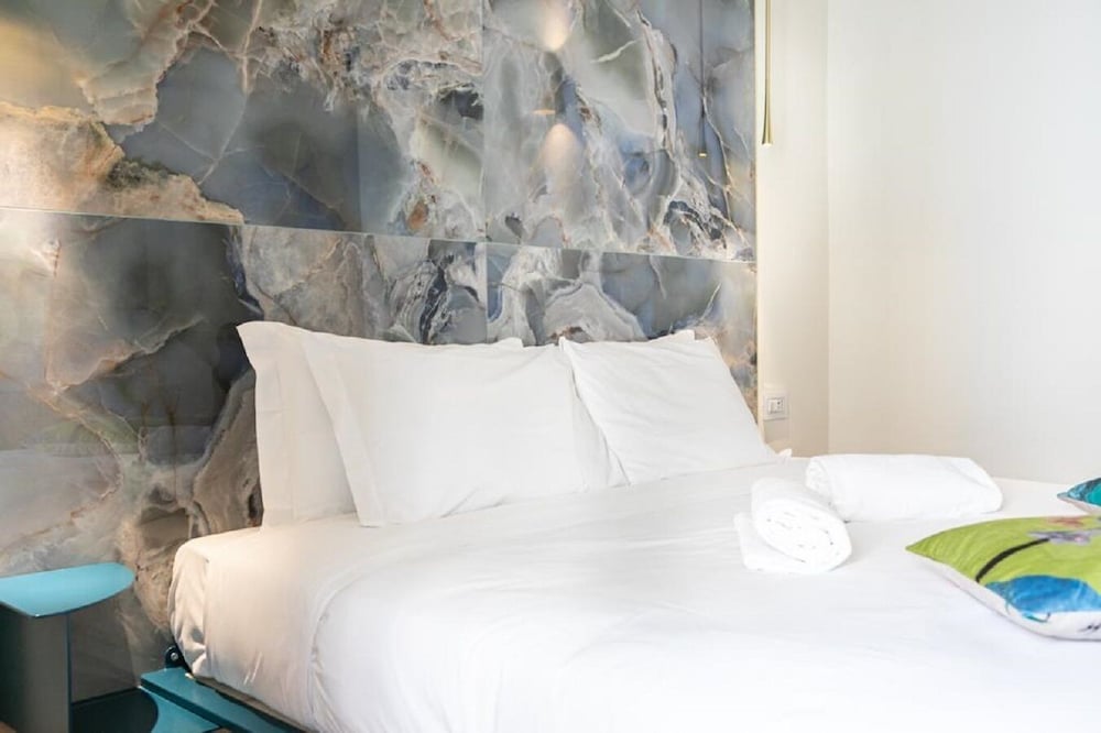 Фото Bhr Cavour 150