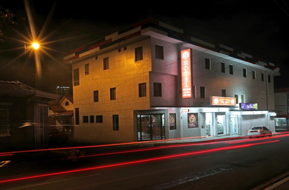 Фото отеля 3