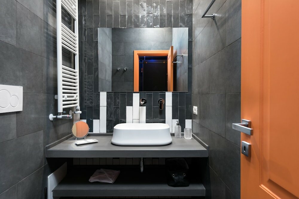 Фото Circle In The Square