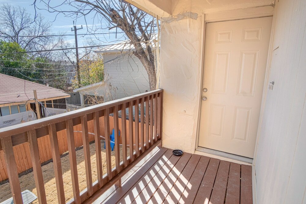 Фото Trendy 3 Br Prime Apt Near Downtown