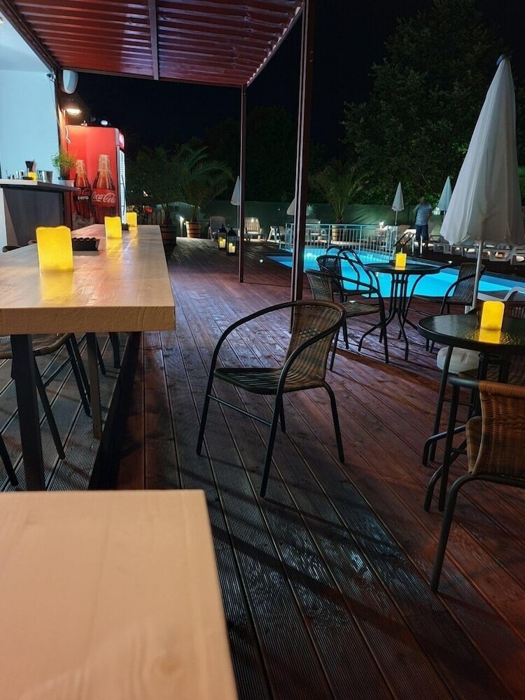 Фото Family Hotel Sunday