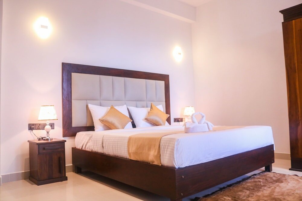Фото Mzion Hotel Weligama