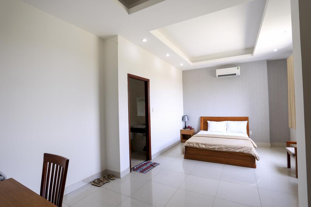 Фото Royal Hotel Bien Hoa