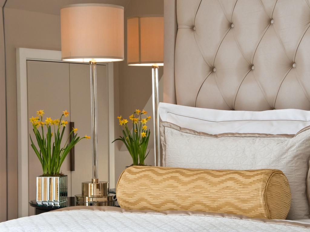 Фото The Wellesley Knightsbridge, a Luxury Collection Hotel, London