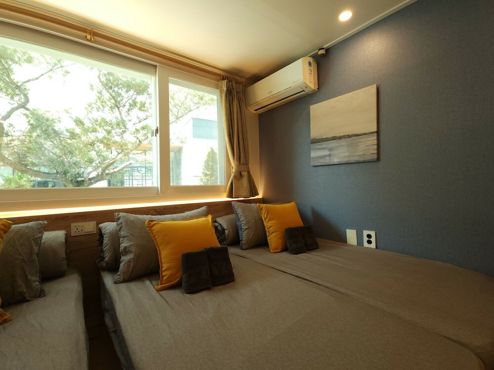 Фото Oyo Myeongdong 5 Lodge