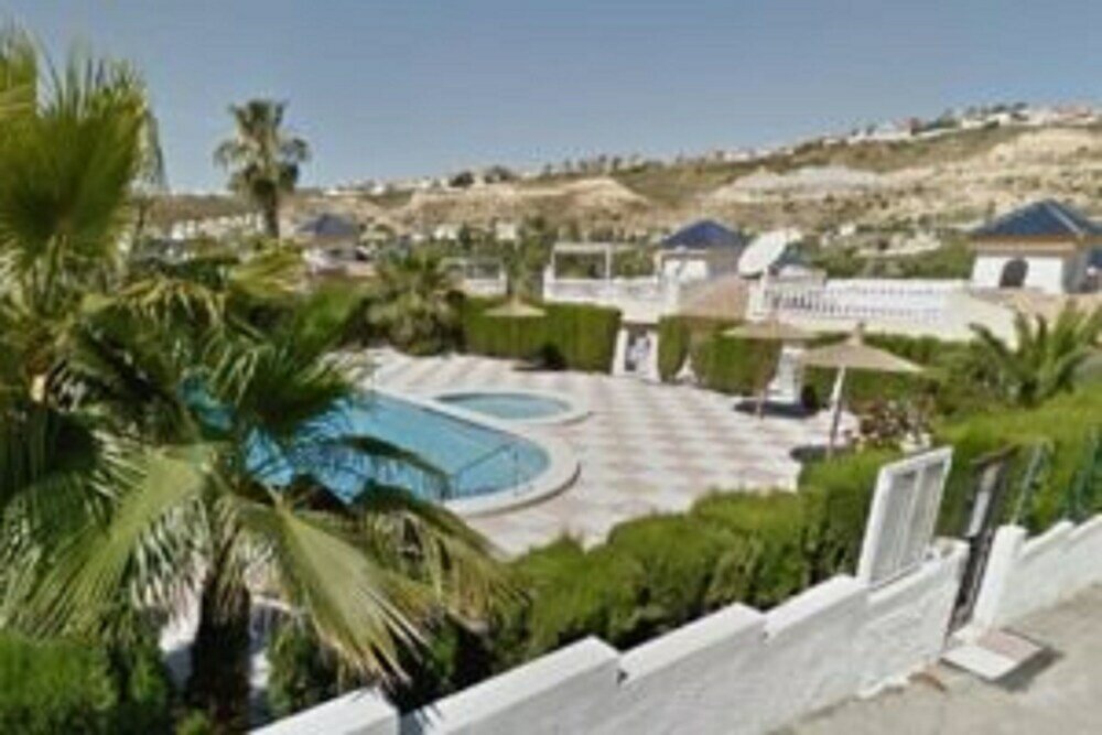 Фото Quesada Golf Holiday Villa