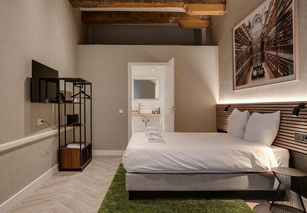 Фото The Sixteen