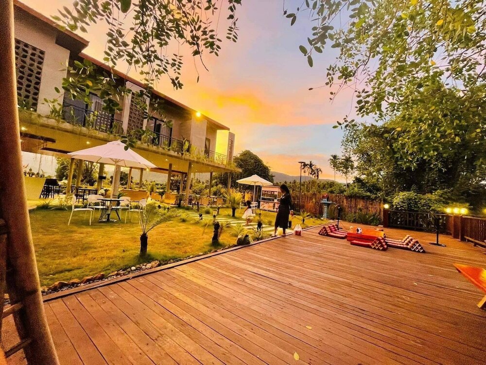 Фото Kampot Tropical Village