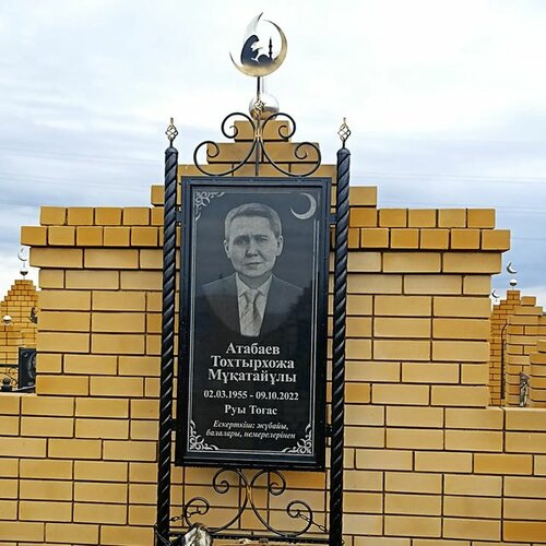 Жалаңаш кипрлік әйелдердің суреттері