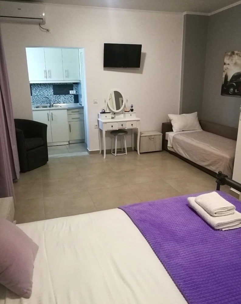 Фото PargaLand Studios & Apartments