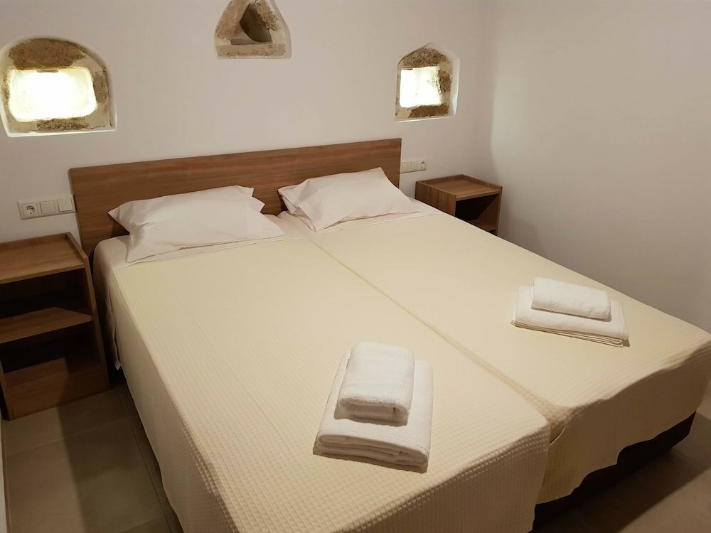 Фото Traditional Villa in Fres