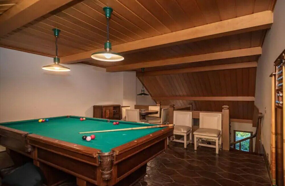 Фото Aconchegante Mansão em Campos do Jordão