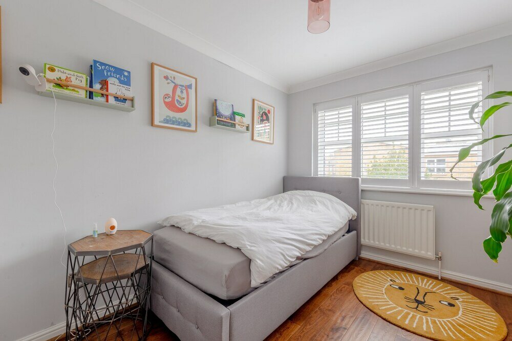 Фото Serene and Spacious 2 Bedroom House in South Wimbledon