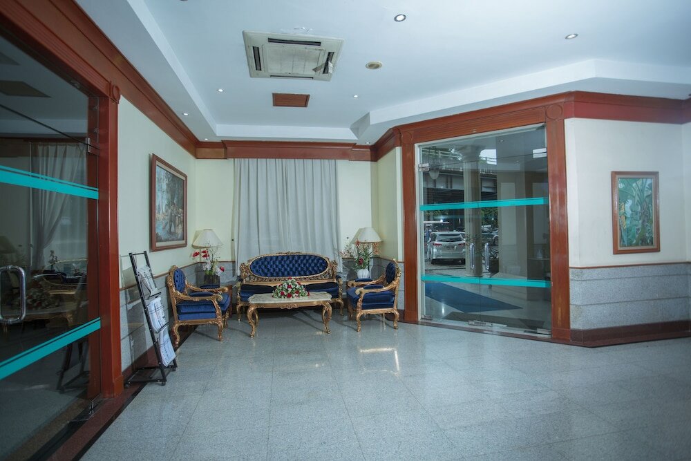 Фото One Myanmar Resort Yangon