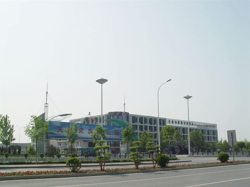 Гостиница GreenTree Inn Tianjin Wuqing Jingbin Industrial Park Chengwang Road Express Hotel