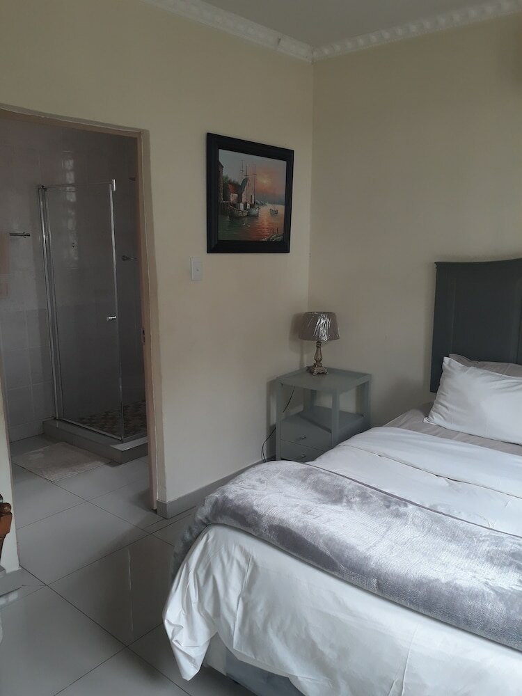 Фото Cyrildene Lodge