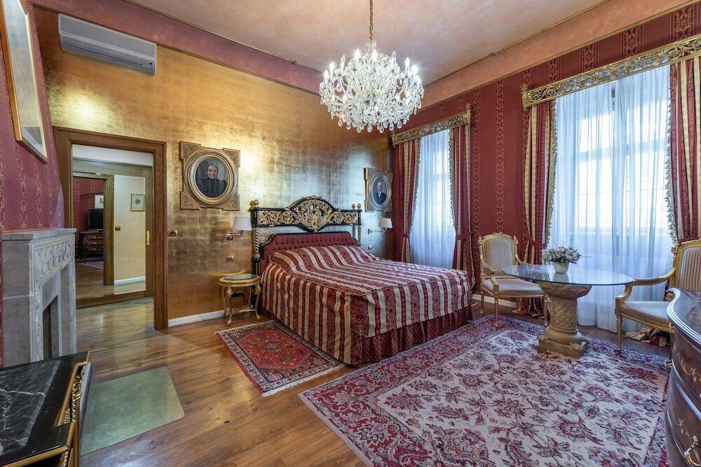 Фото Nosticova Apartments