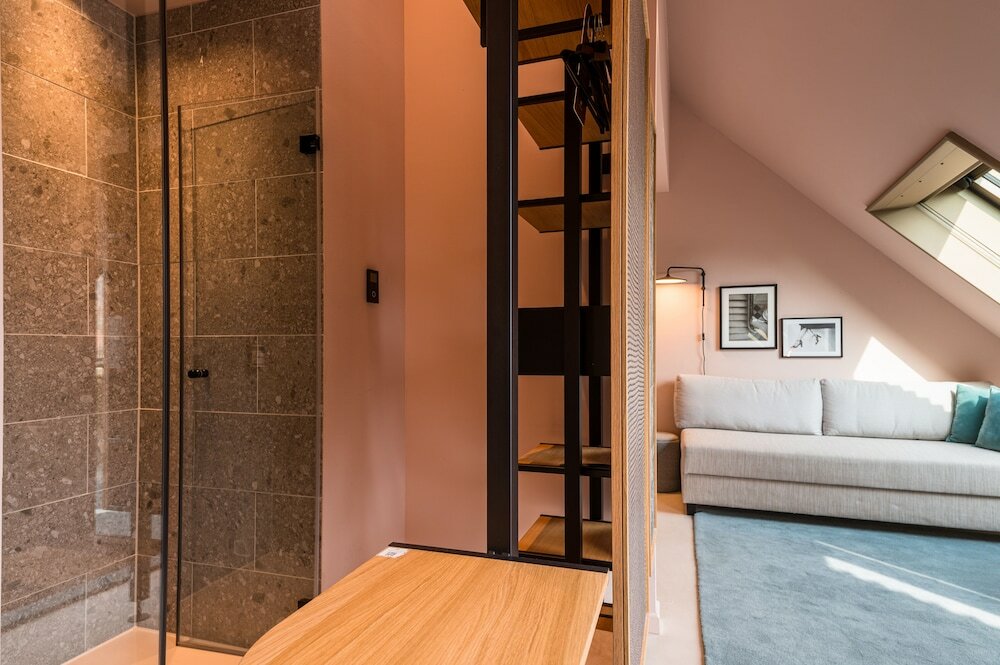 Фото Miano Hotel & Bar