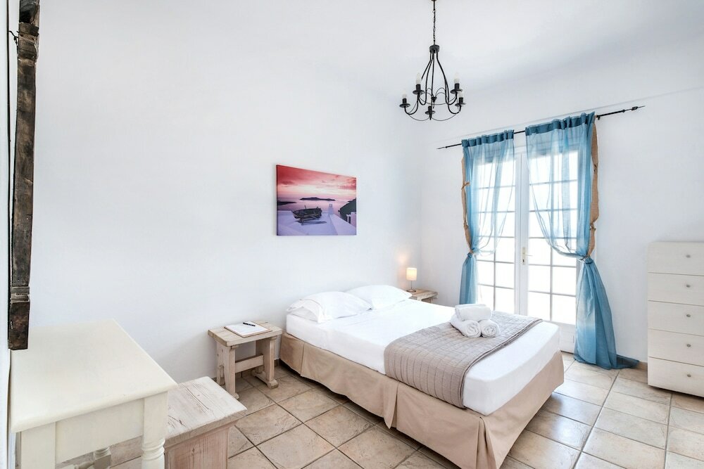 Фото LavaRock Villa