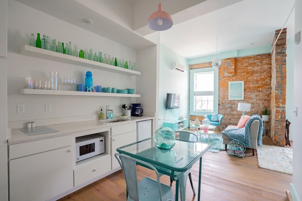 Фото Pickle Factory Hotel