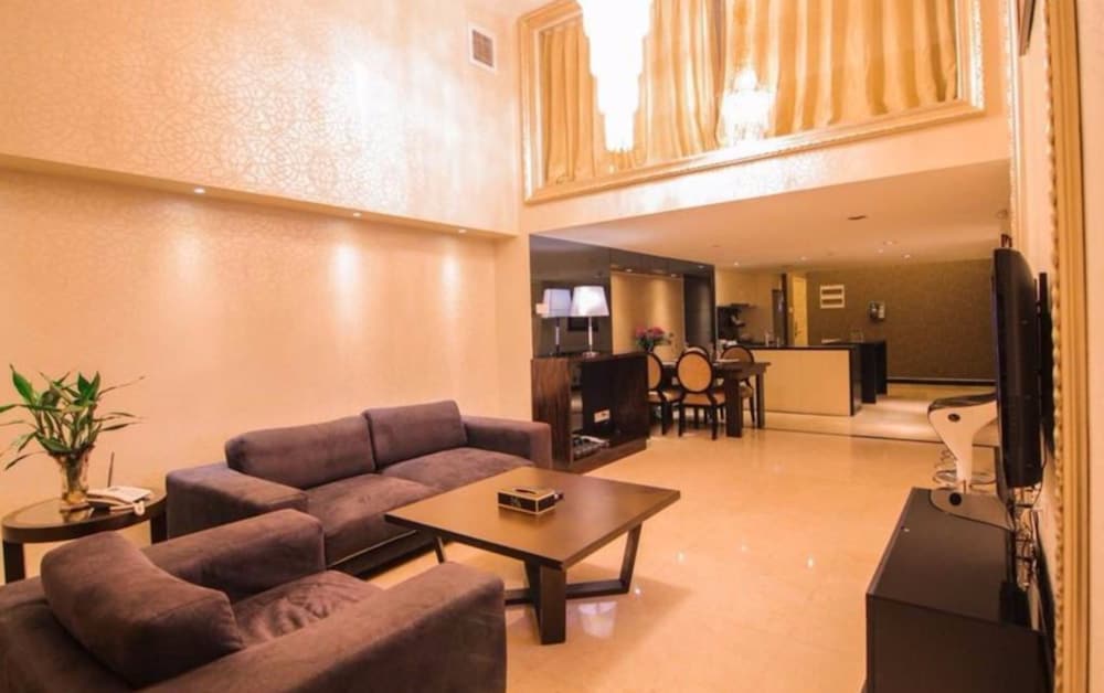 Фото Grandview Golden Palace Weifudun Apartment