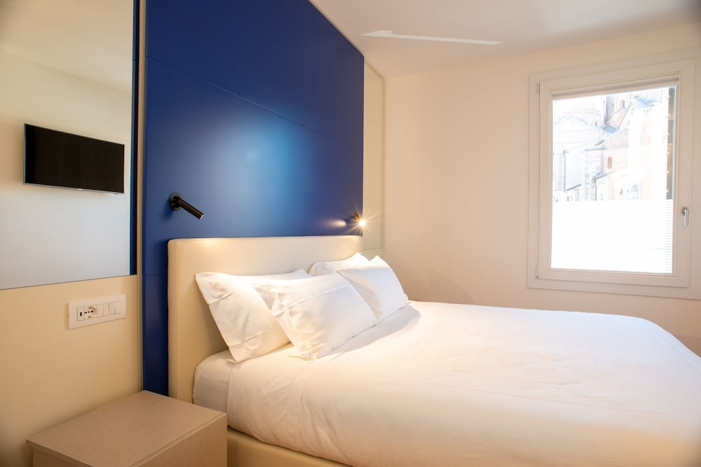 Фото Padova Suites C20