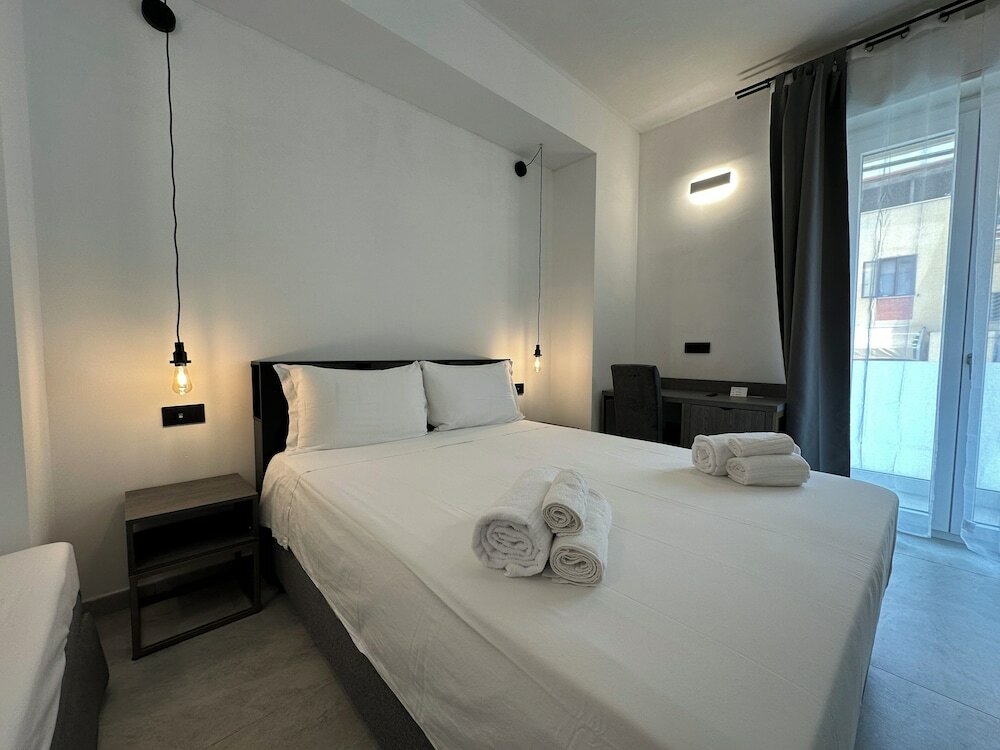 Фото Dolmen Guest House