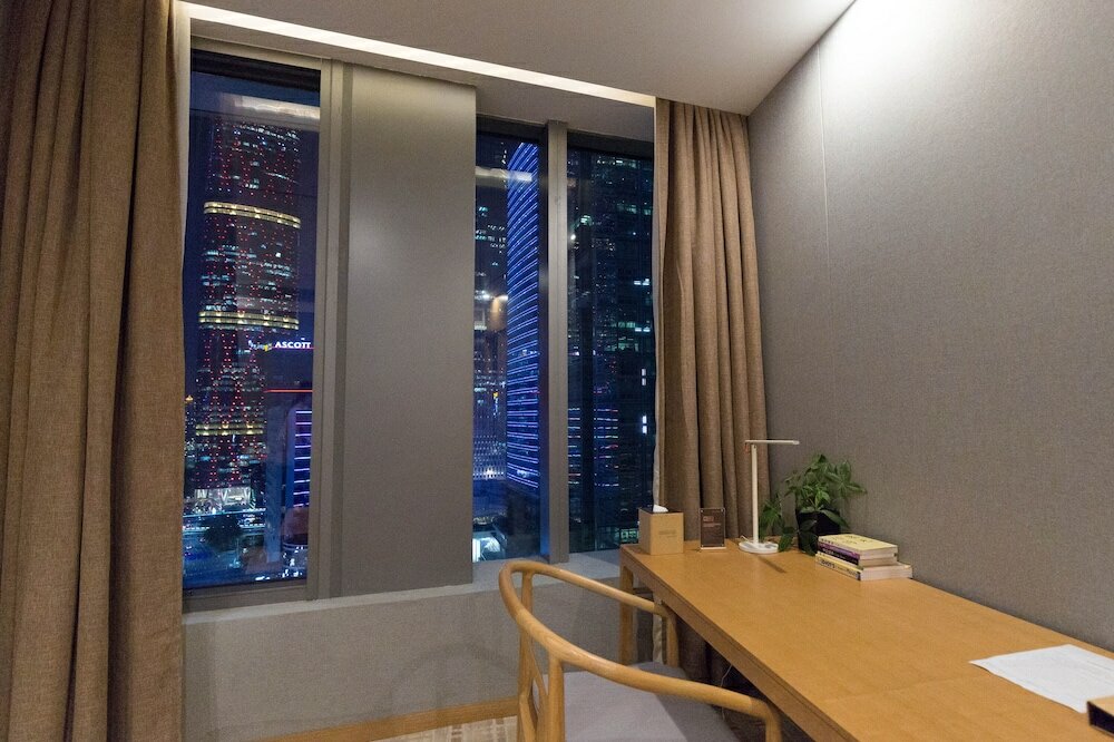 Фото H'Elite Hotel