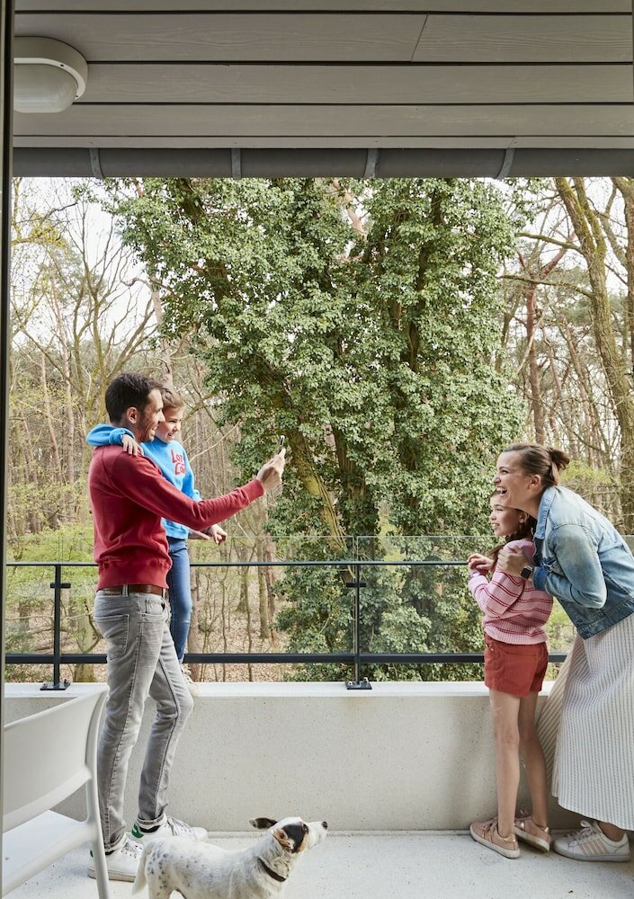 Фото Holiday Suites Limburg